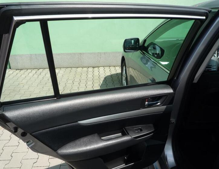Subaru Legacy 33