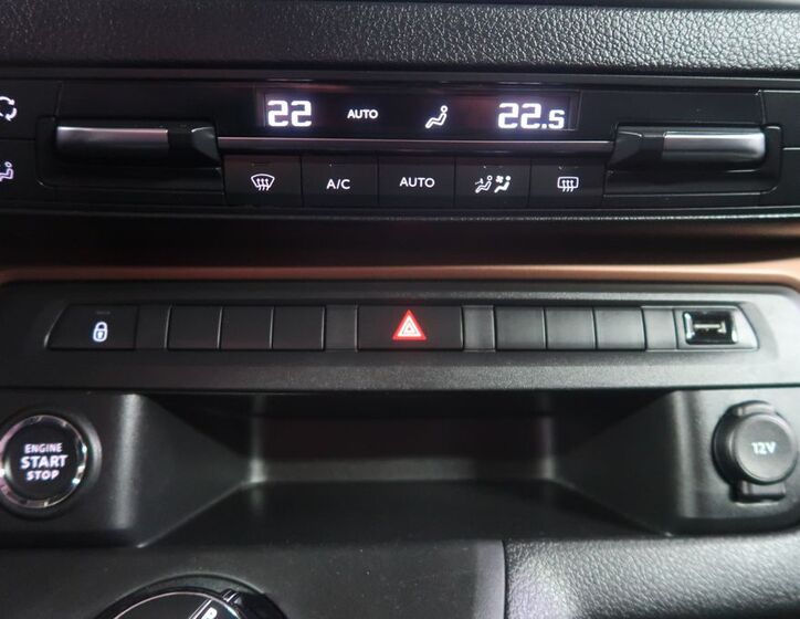 Toyota ProAce 23