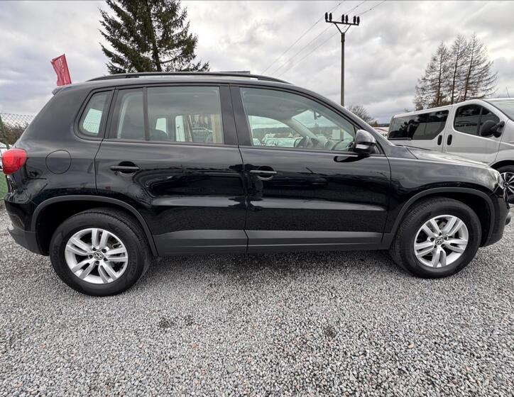 Volkswagen Tiguan 8