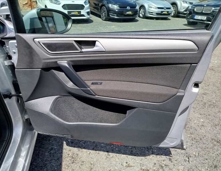 Volkswagen Golf Sportsvan 28