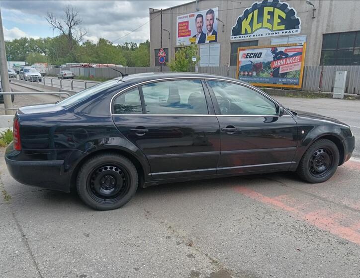 Škoda Superb 12