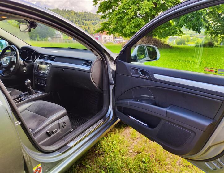 Škoda Superb 23