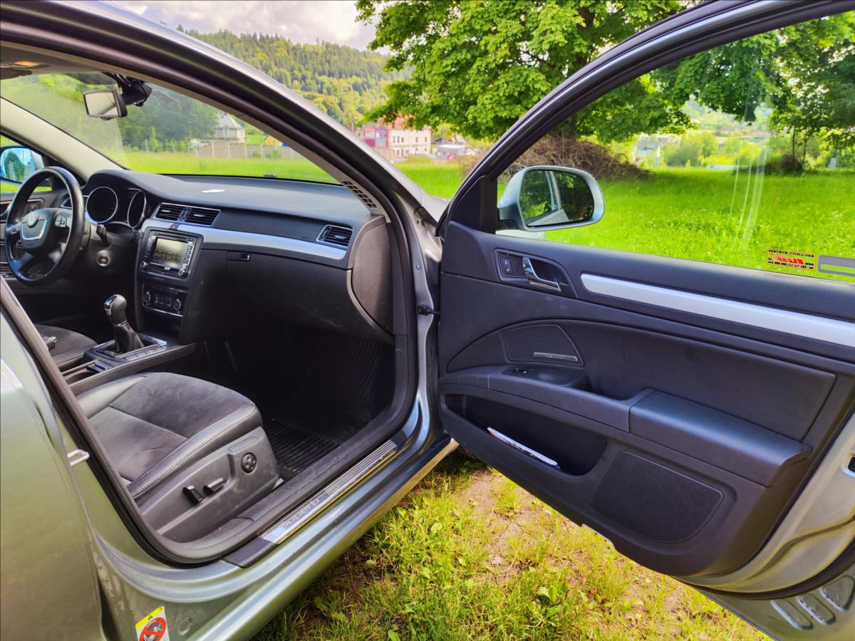 Škoda Superb