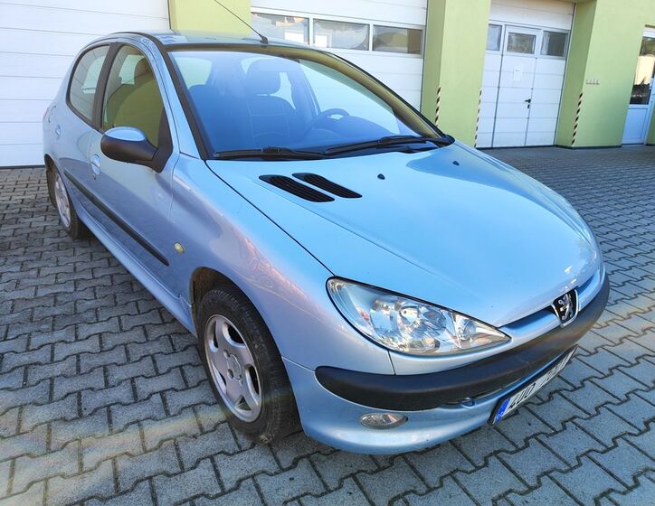 Peugeot 206 6