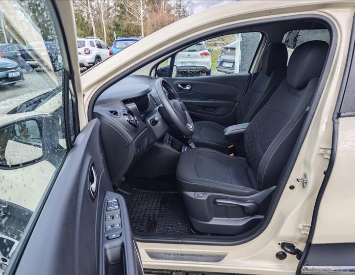 Renault Captur 10