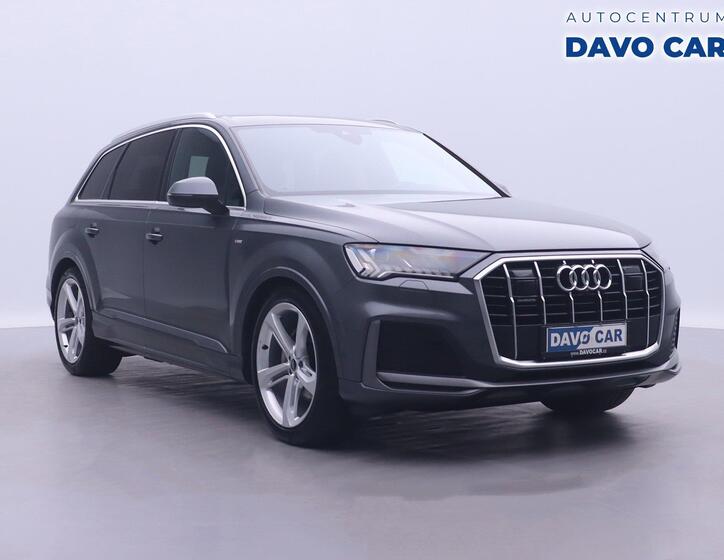 Audi Q7 1