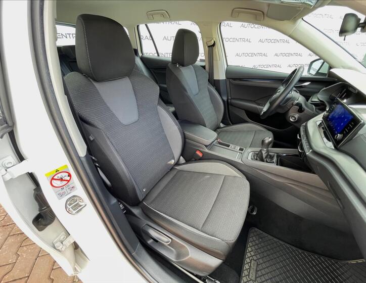 Škoda Octavia 21