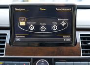 Audi A8 44