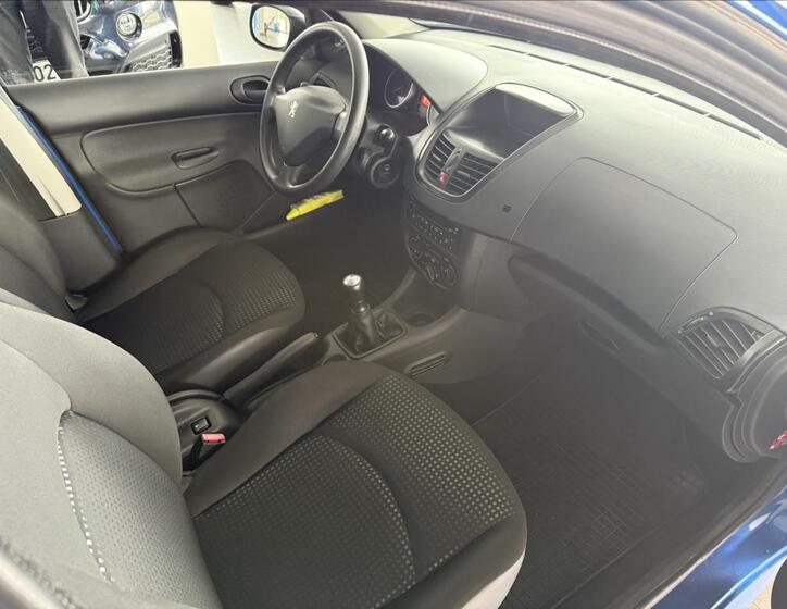 Peugeot 206 8