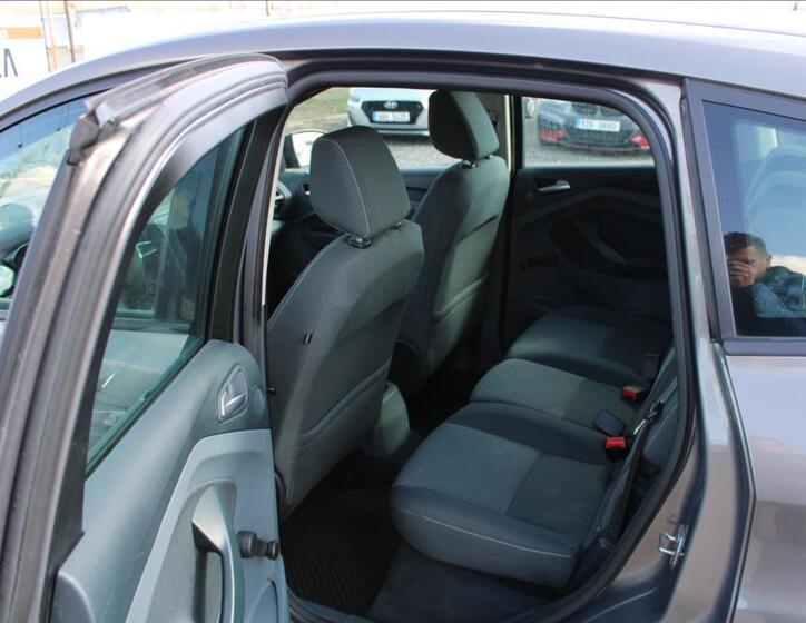 Ford C-MAX 11