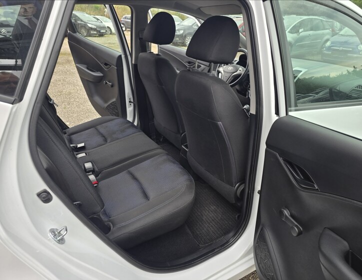 Hyundai ix20 9