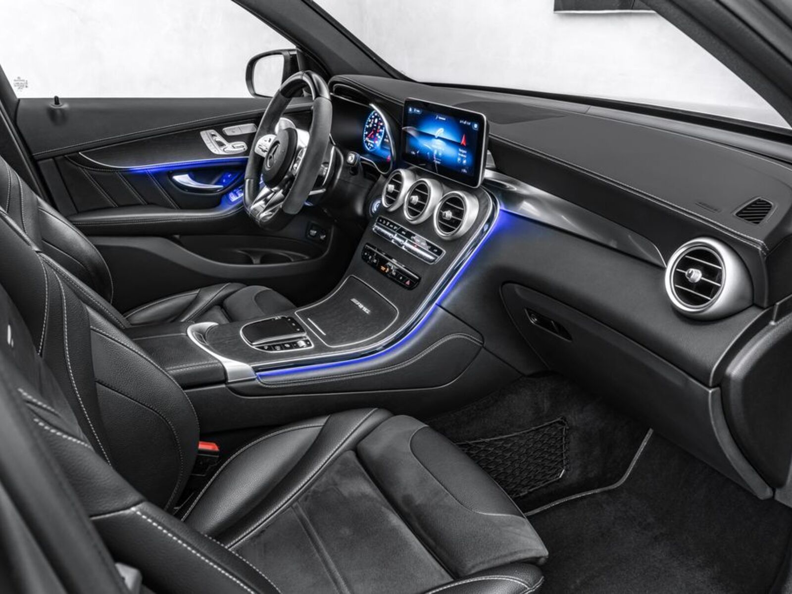 Mercedes-Benz GLC 13