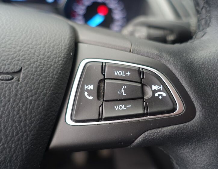Ford Kuga 24
