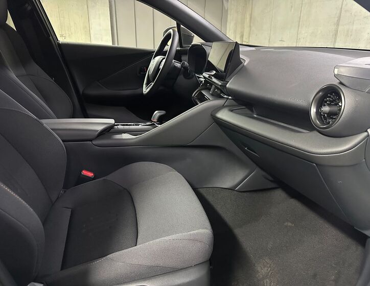 Toyota C-HR 13