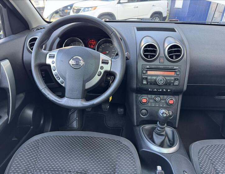 Nissan Qashqai 38