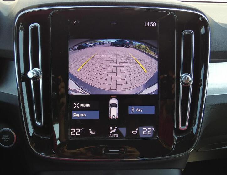 Volvo XC40 15