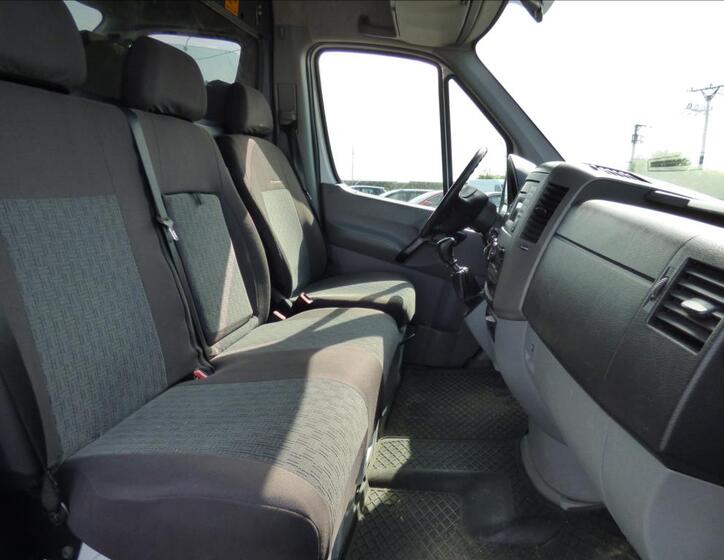 Mercedes-Benz Sprinter 38