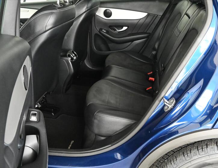 Mercedes-Benz GLC 10