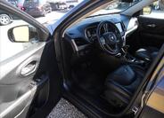 Jeep Cherokee 11