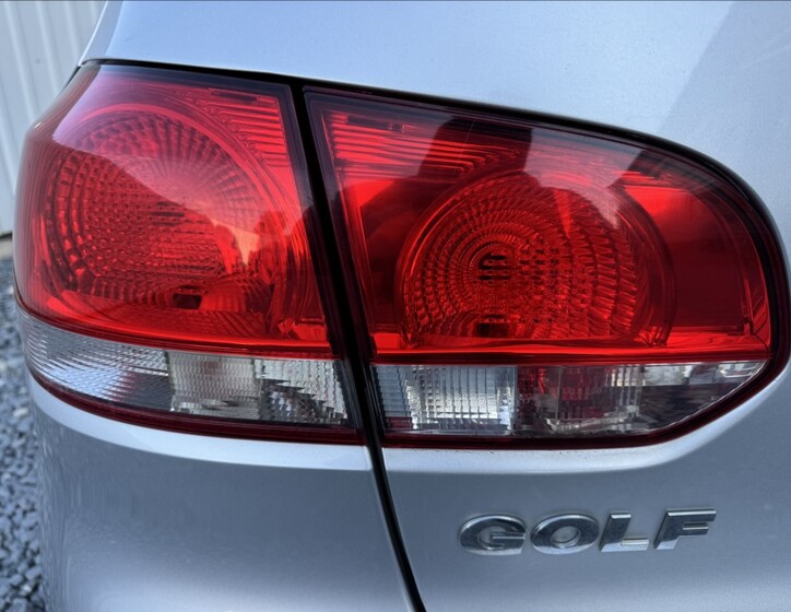 Volkswagen Golf 15