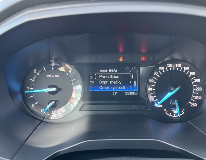 Ford Galaxy 33