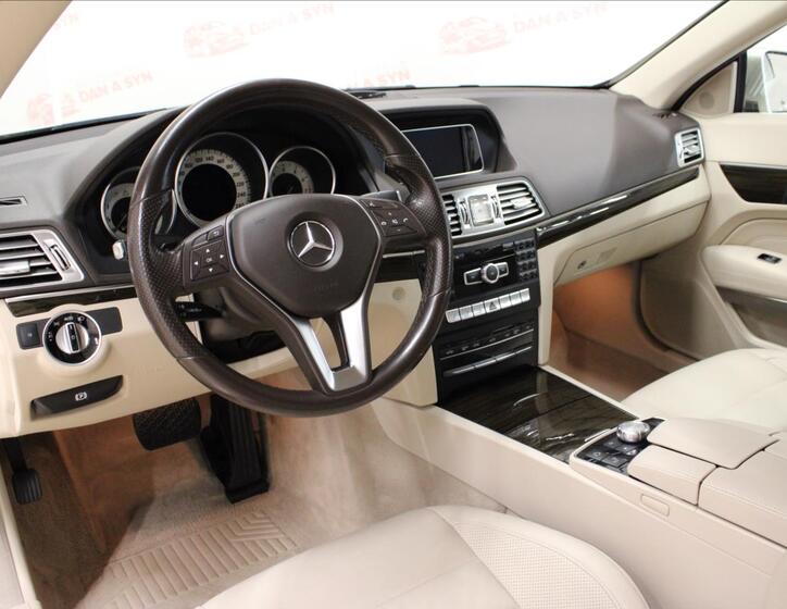 Mercedes-Benz Třídy E 17