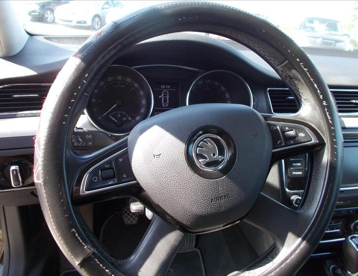 Škoda Superb 25