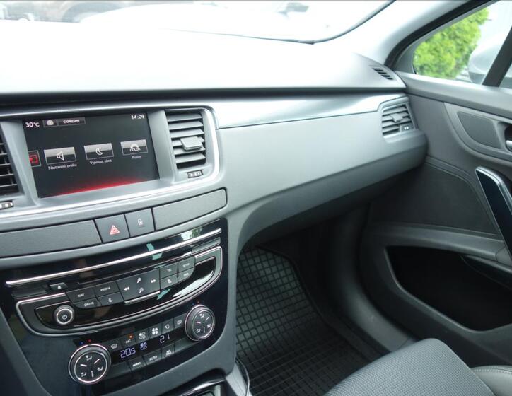 Peugeot 508 36