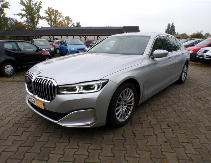 BMW Řada 7 2