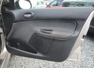 Peugeot 206 19