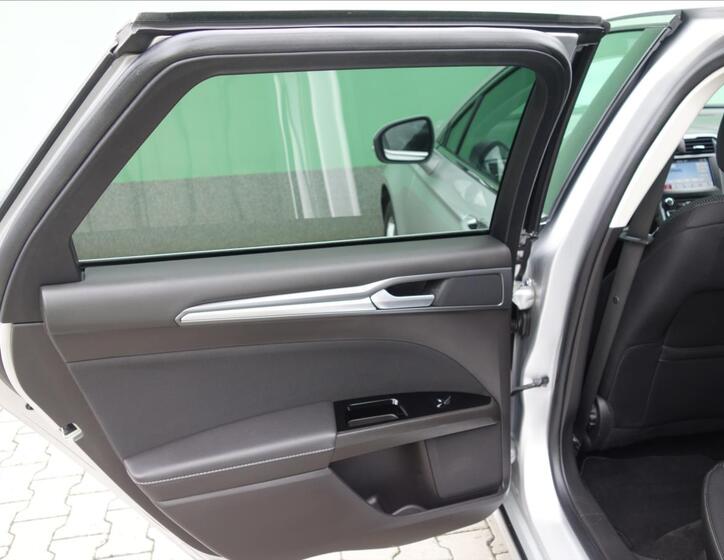 Ford Mondeo 28