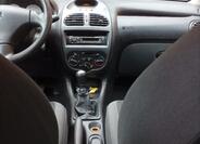 Peugeot 206 12