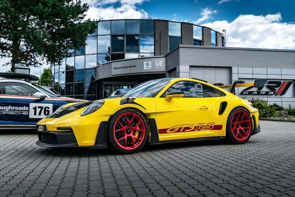 Porsche 911