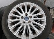 Ford Focus 24