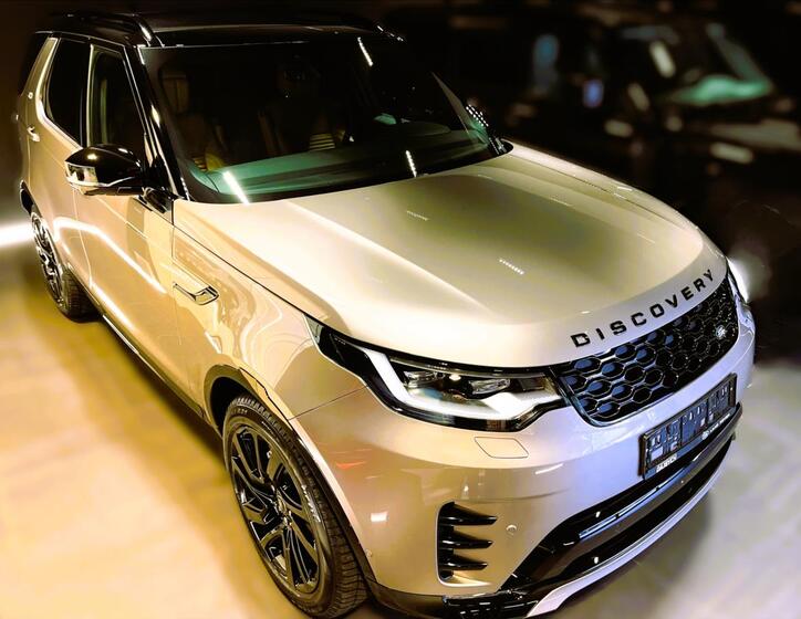 Land Rover Discovery 4
