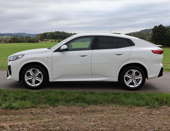 BMW X2 4
