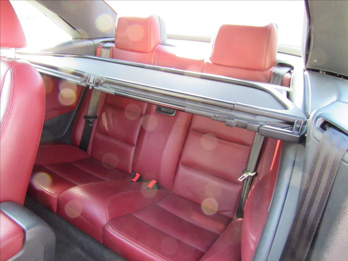Volkswagen EOS