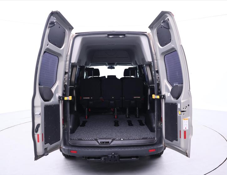 Ford Transit Custom 9