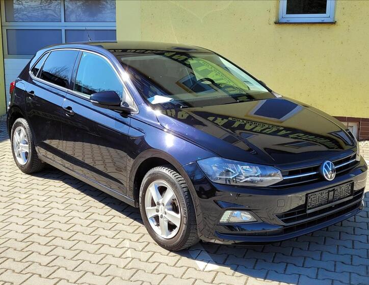 Volkswagen Polo 1