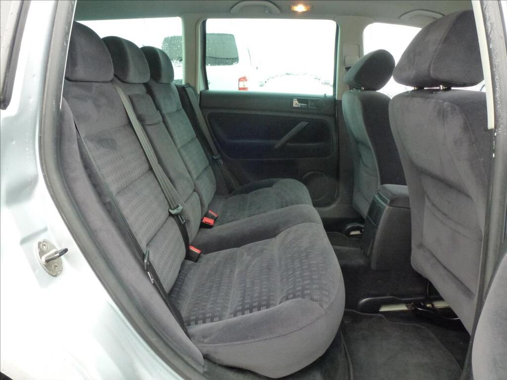 Volkswagen Passat 24