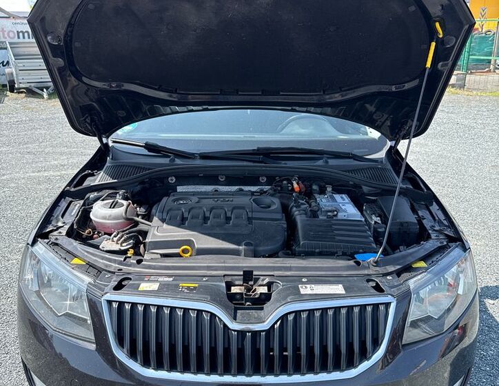 Škoda Octavia 25