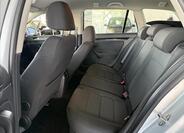 Volkswagen Golf 21