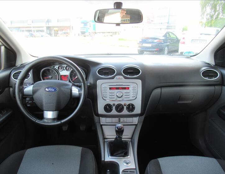 Ford Focus 9