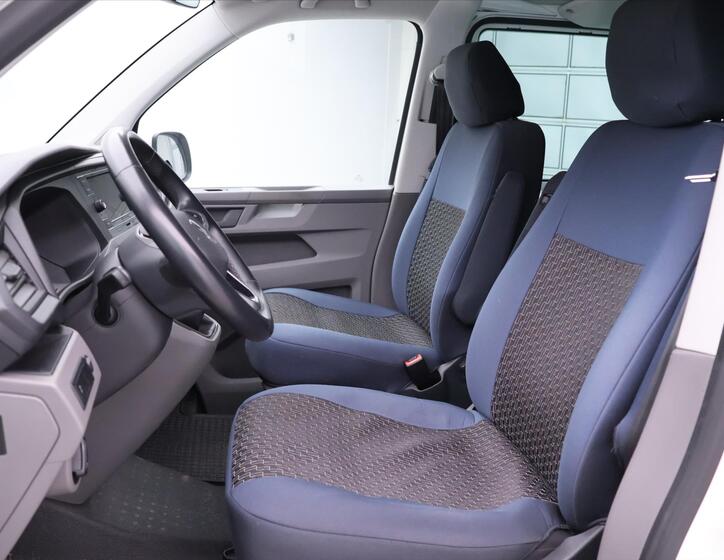 Volkswagen Transporter 12