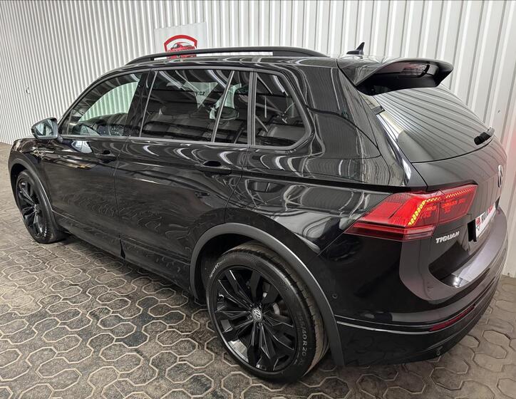 Volkswagen Tiguan 6