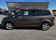 Volkswagen Touran 2