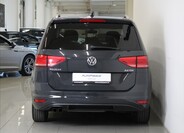 Volkswagen Touran 4