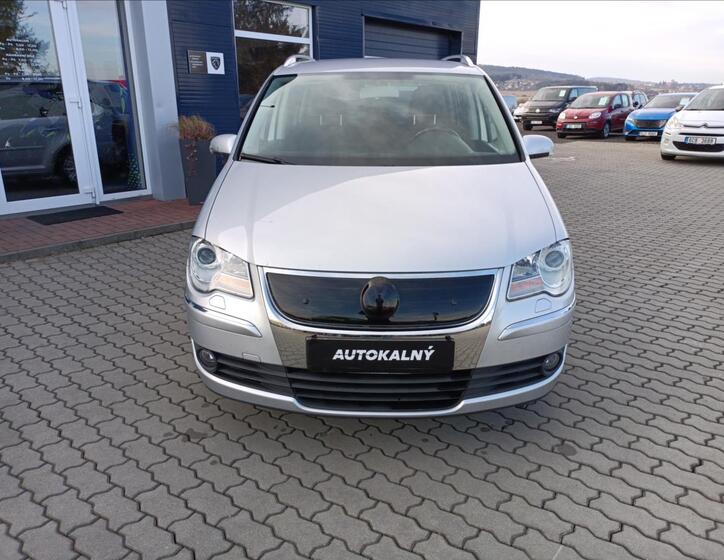 Volkswagen Touran 7