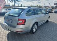 Škoda Octavia 10