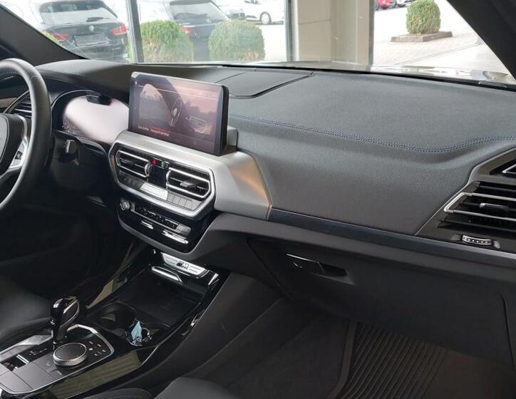 BMW X3 9